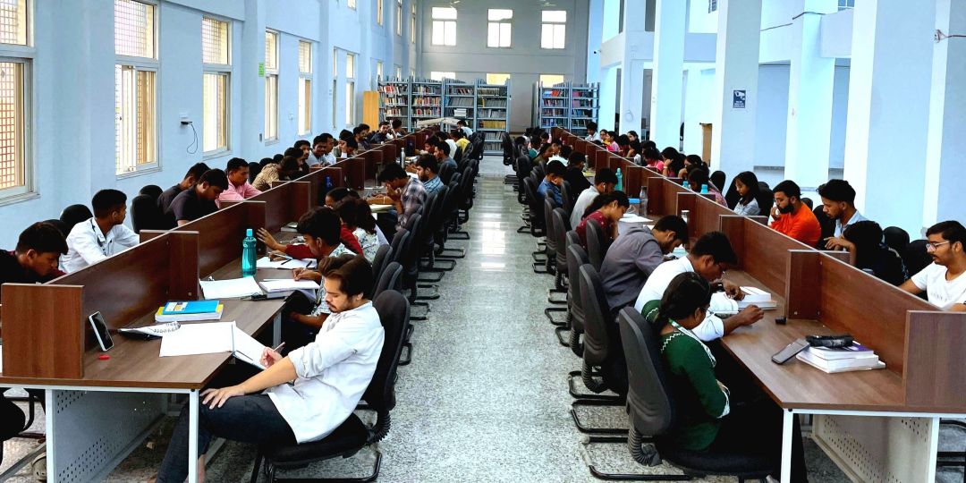 Reading Hall - Vivekanand Central Library